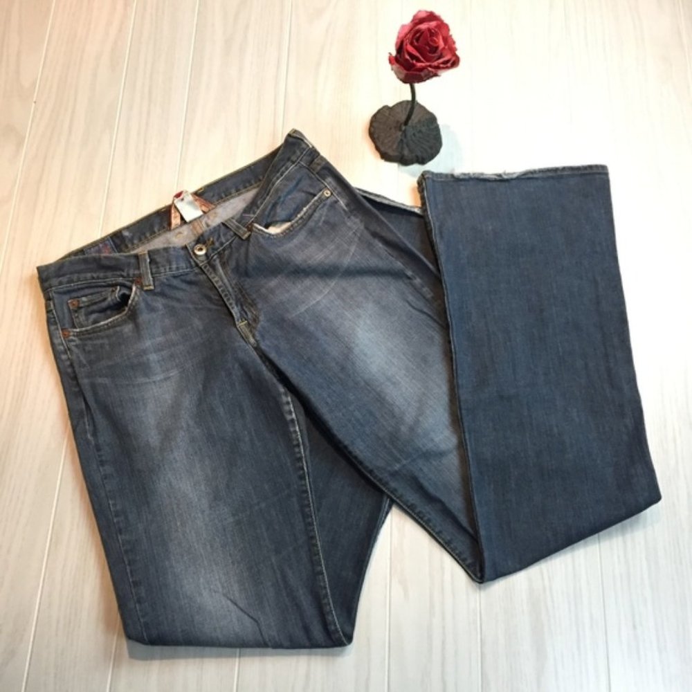 Lucky Brand Sweet n Low Boot Cut jeans size 10/30